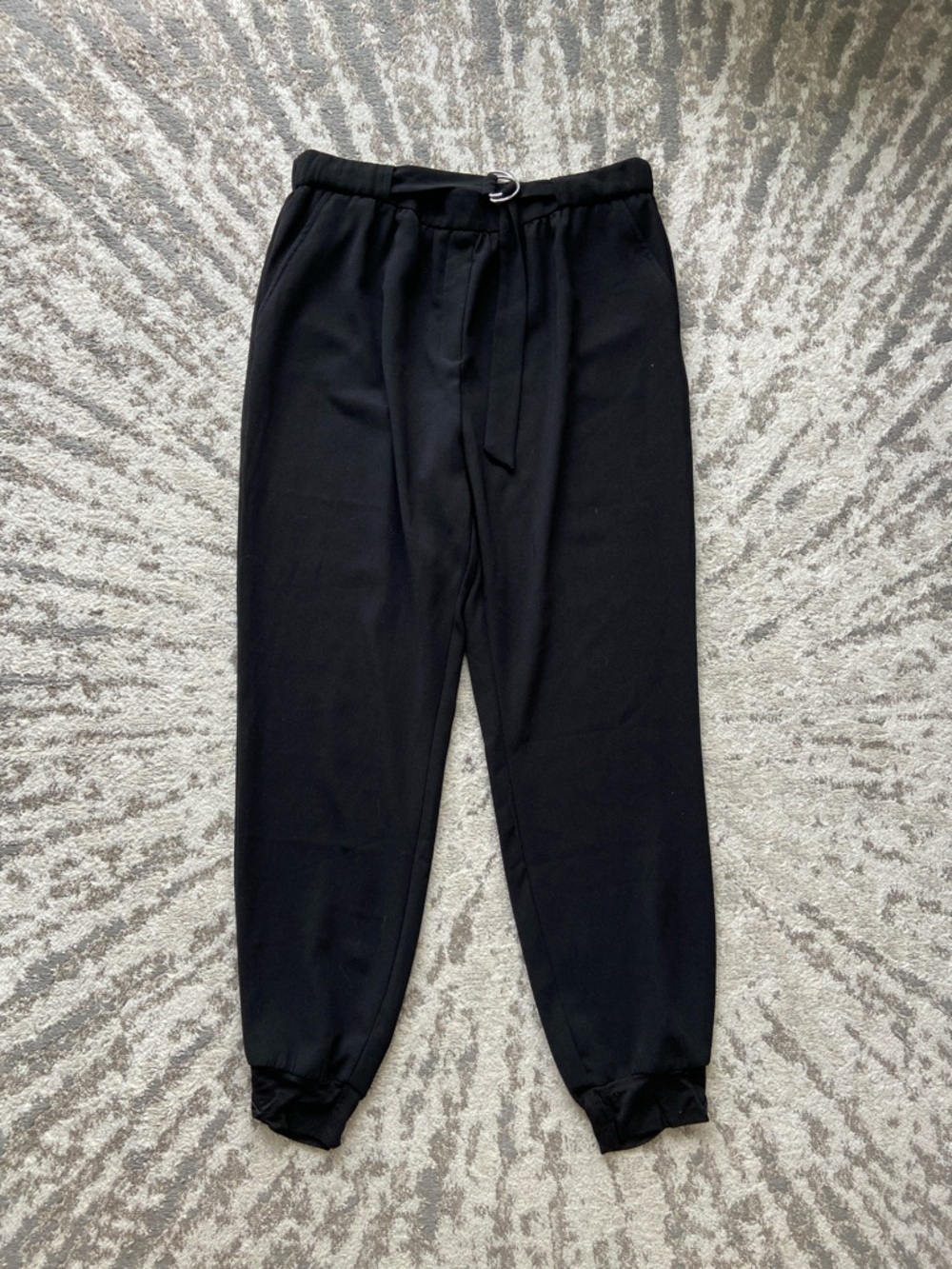 NWOT Women’s Black Jogger Dress Pants with Adjustable Belt Size Large